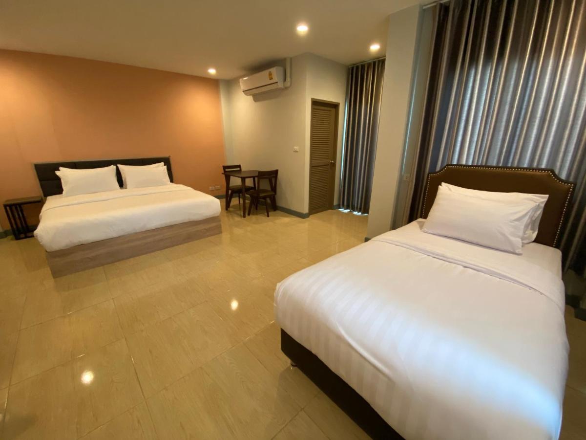 Zleep D Hotel Udon Thani Exterior photo