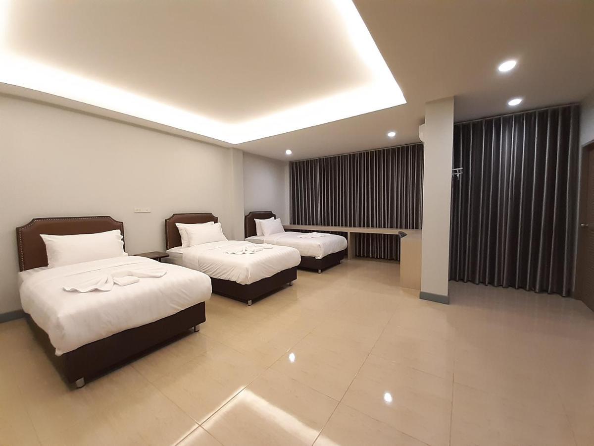 Zleep D Hotel Udon Thani Exterior photo